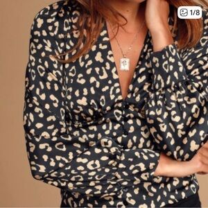 Lulu's NWT Lulus Cambera Black Leopard Print Satin Button-Up Crop Top